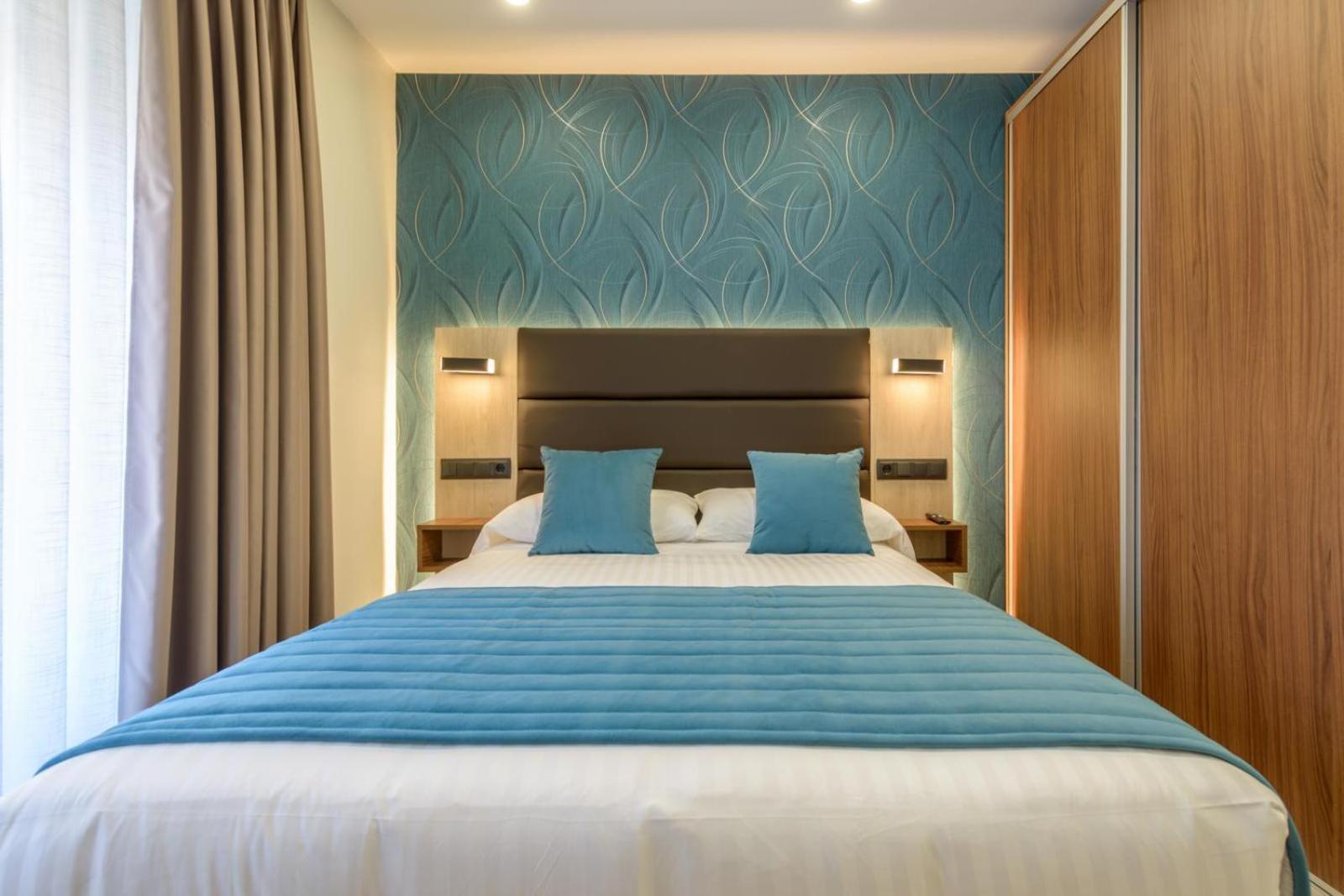 Hostal Sun Gate Мадрид Экстерьер фото